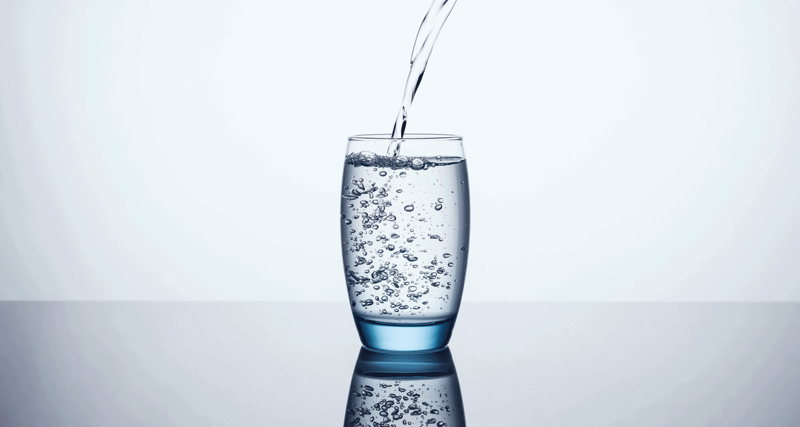 لاغری در خانه نوشیدن آب